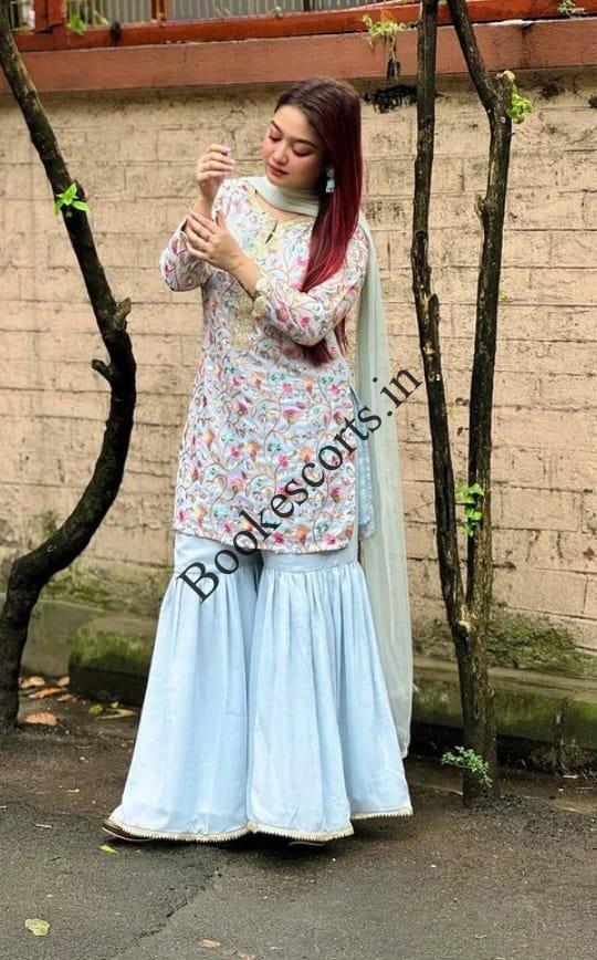 Call Girl Kaveri Dolariya, Hoshangabad