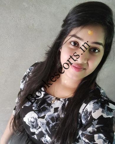 Foreigner Russian lady looking for dating fellows around Rahatgarh, Sagar