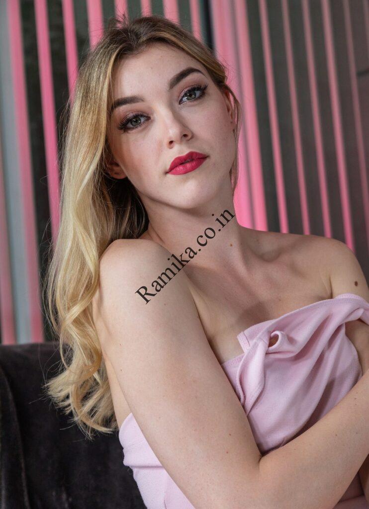 Call Girls In Dwarka Sector 13 Delhi 9953331503 Escort Service