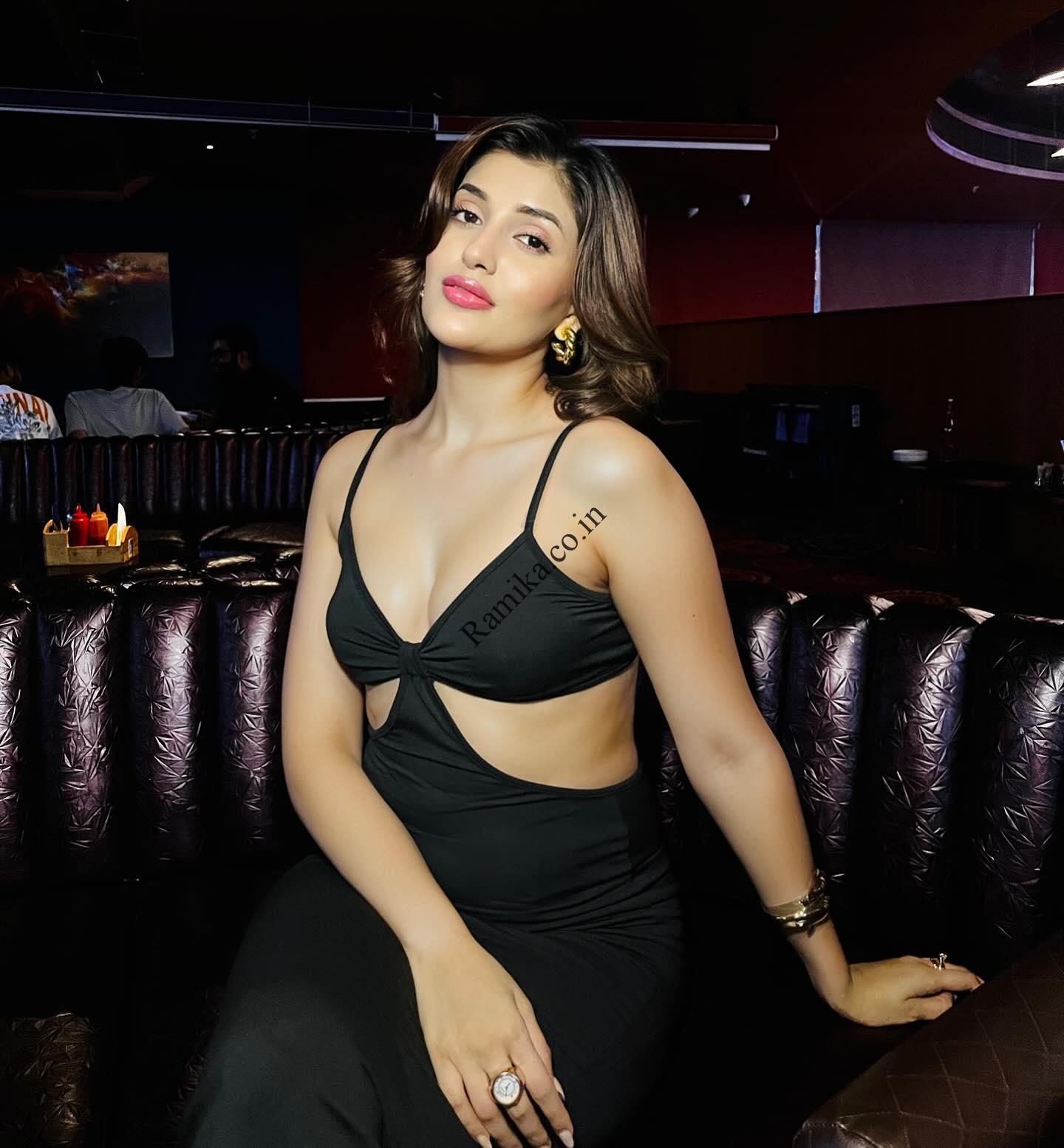 #South Extension❥-𝓗𝓞𝓣 ✡️9643077921✡️Call Girls In Delhi Door Stap Delivery