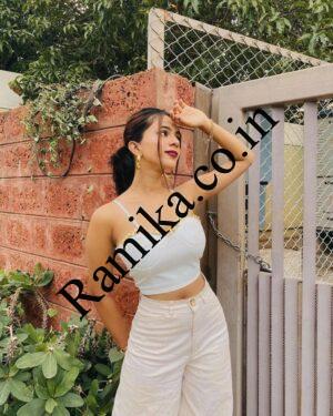 82250c97af9c7222feaf79eaa0075f72-1