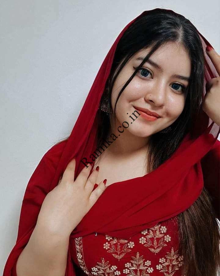 Call Girls in Urdu Bazaar ((9643900018)) Escort Service Delhi Ncr