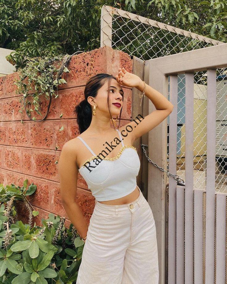 FPO>9953322196>Call Girls in Jangpura > DELHI