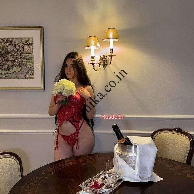 Call Girls in Netaji Nagar ((9-3-5-4-0-6-5-8-5-1)) Escort Service Delhi Ncr