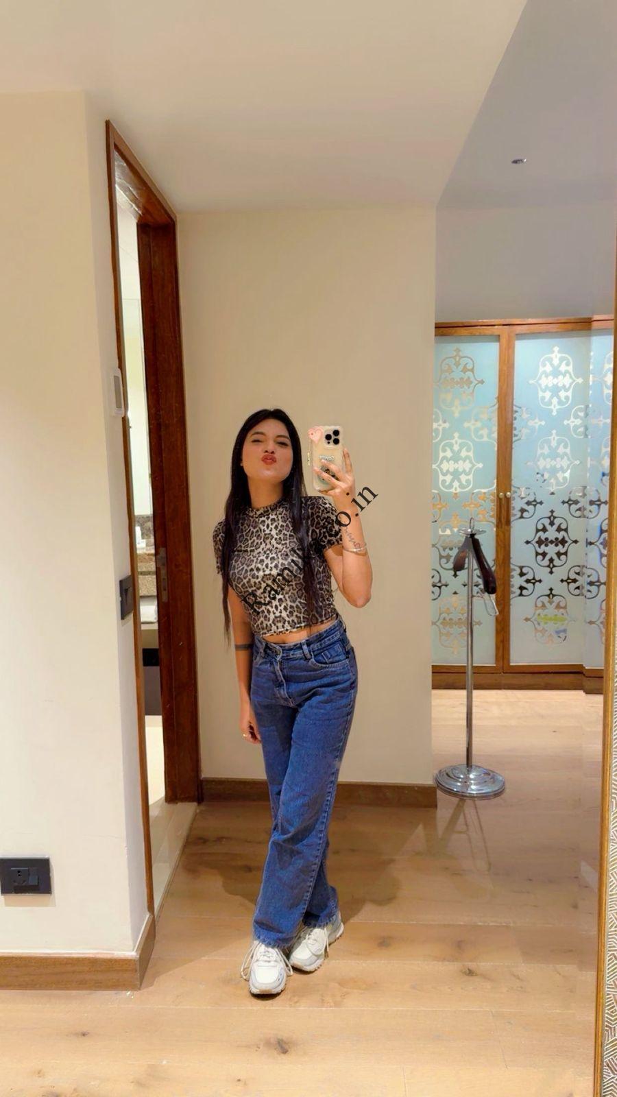 8882939993 Call Girls In Kalkaji Delhi No Advance Cash Payment Call Girl In Delhi