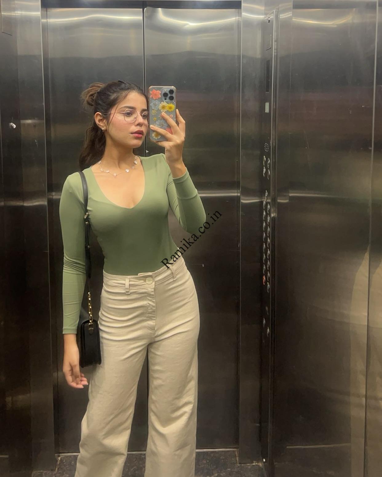 8882939993 Call Girls In GK-2 Delhi No Advance Cash Payment Call Girl In Delhi