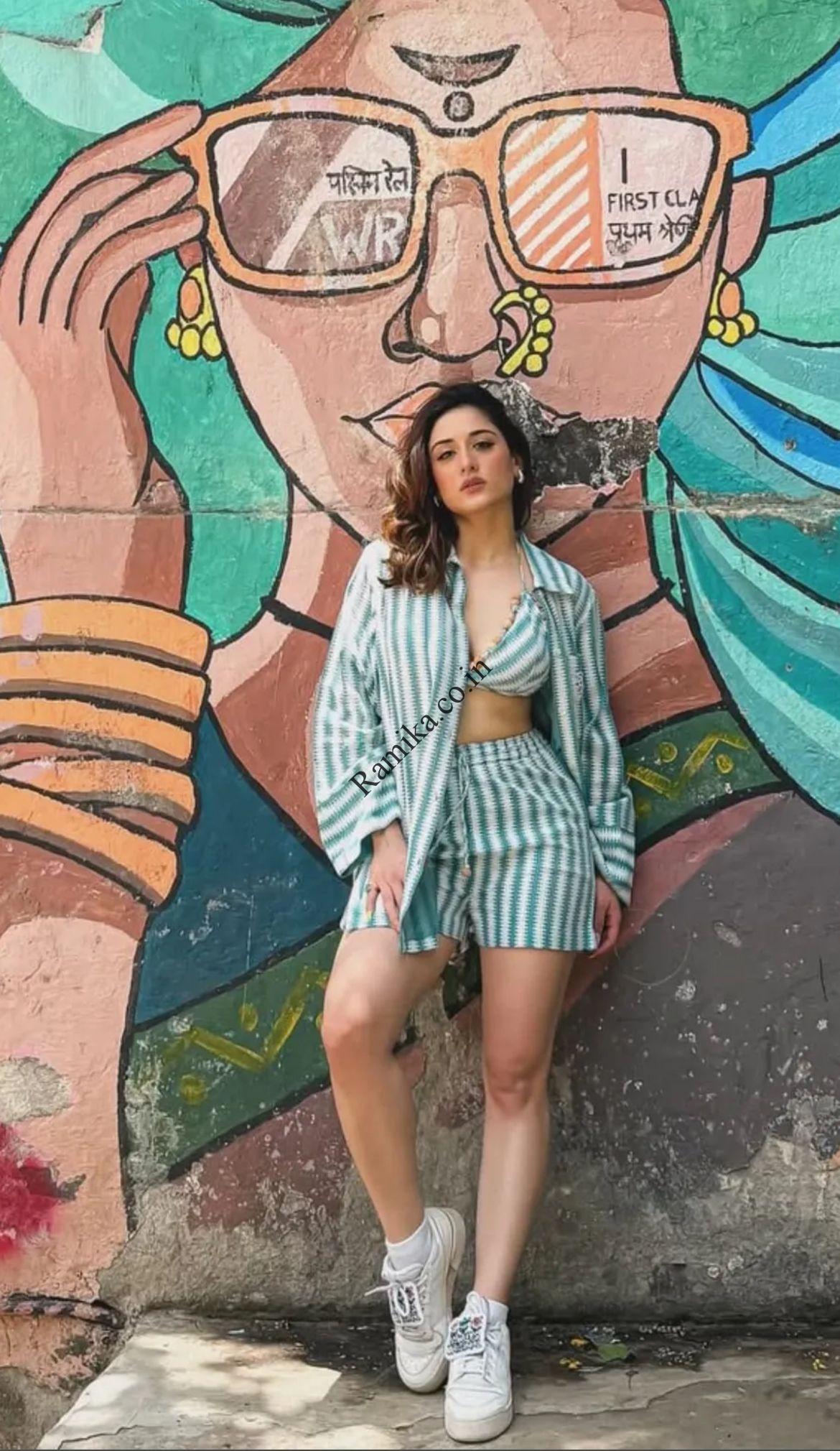 Call Girls In Subhash Nagar 9711014705 Escort Service