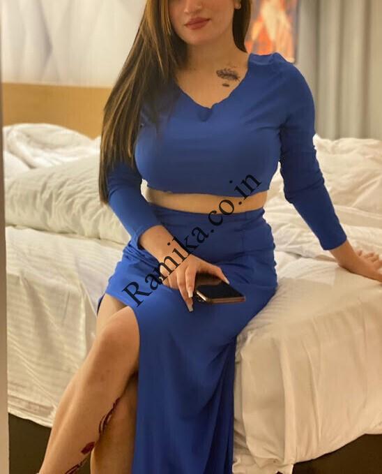 Call Girls in Kashmiri Gate 8448224330 Premium Escort Service