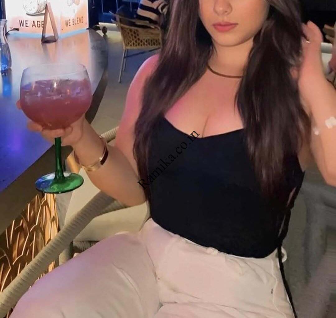 Call Girls in Sukhdev Vihar 8448224330 Premium Escort Service