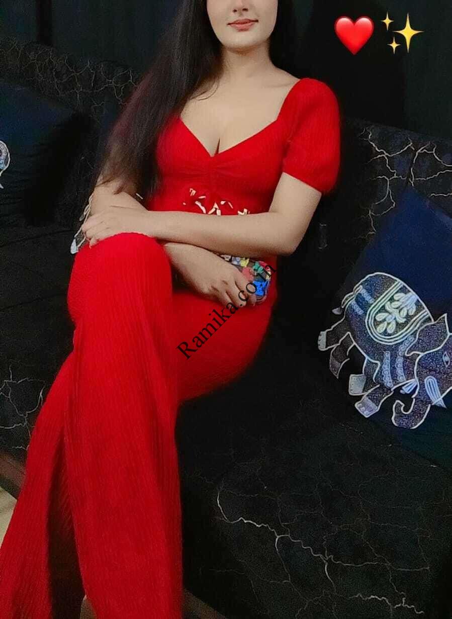 Call Girls in Chanakyapuri 8448224330 Premium Escort Service