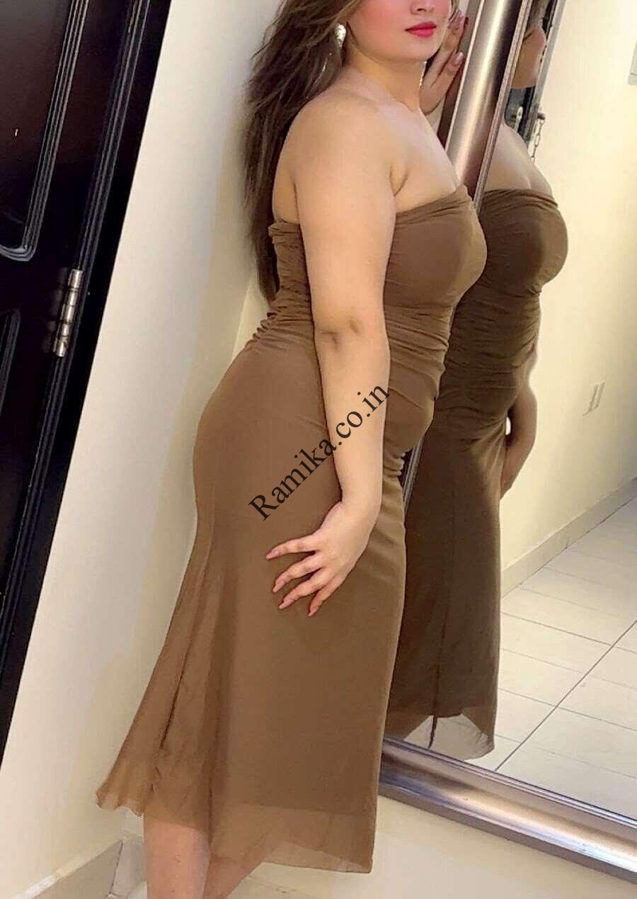 Call Girls in Pitampura 8448224330 Premium Escort Service