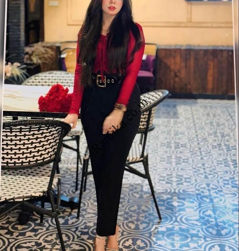 Call Girls in Sarojini Nagar 9310318173 Escort Service Delhi