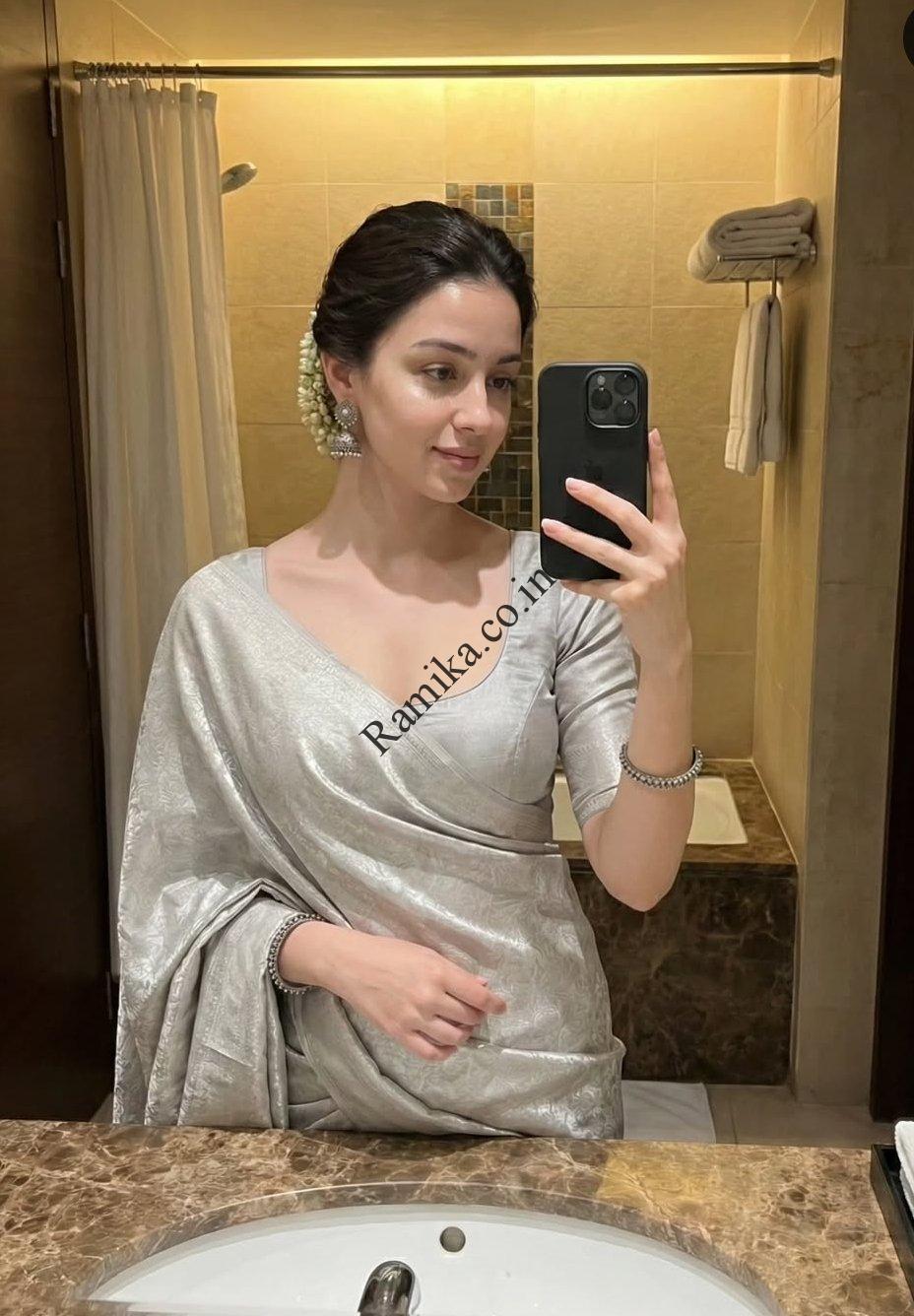 akanksha-verma-escort-in-new-delhi-13893524_original-3