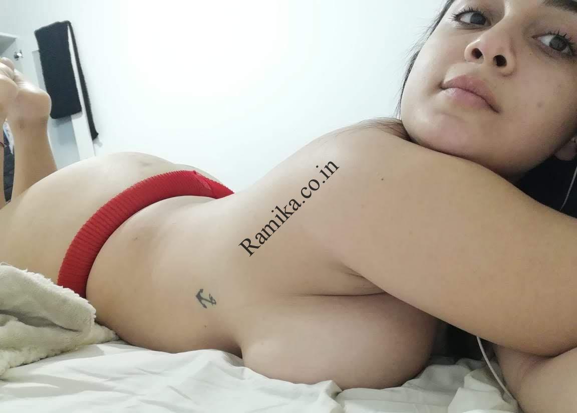 crazy-hot-Indian-girl-nude-pics-36-11