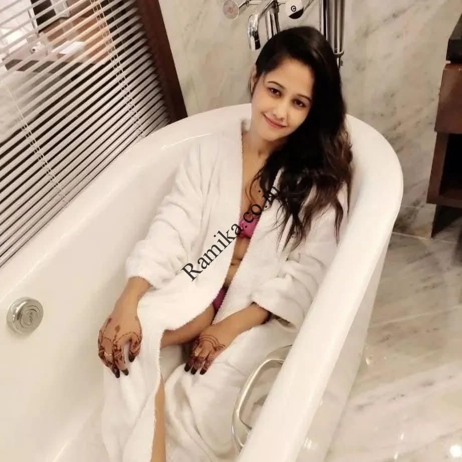 Dungarpur Call 📞 𝟗𝟗𝟑𝟒𝟖𝟓𝟑𝟕𝟎𝟒 ☎️ Call girl❤In Call girls Escort