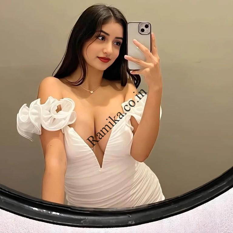 Call Girls In Vivanta Dwarka Sector-4,  Shot 2000 Night 9000