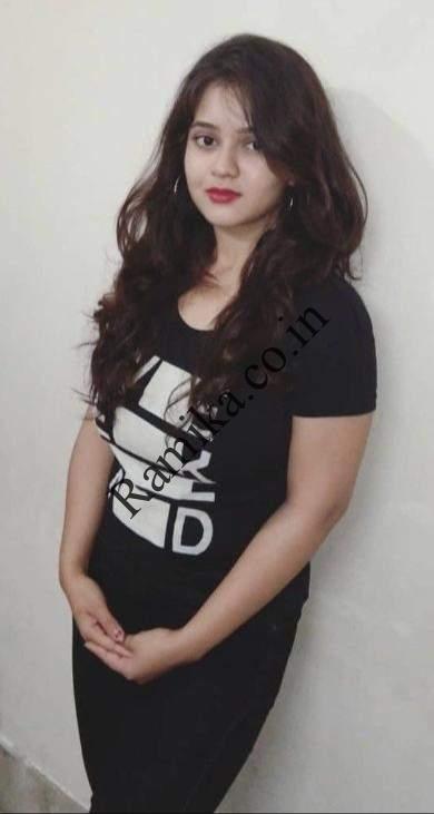 Top model college call girl service available in