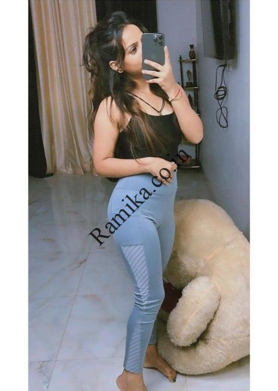 Top model 𝟵𝟯𝟬𝟰𝟲𝟭𝟱𝟭𝟮𝟳 college call girl service available in