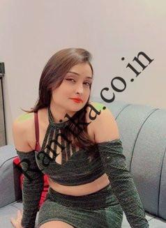 Call Girls in Sarojini Nagar—>()—>Delhi NCR