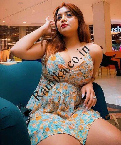 We offer Call Girls in Hotel Signature Crest Gurgaon 𝟖𝟗𝟐𝟎𝟐𝟖𝟓𝟗𝟗𝟐girl home & hotel service 24Hr