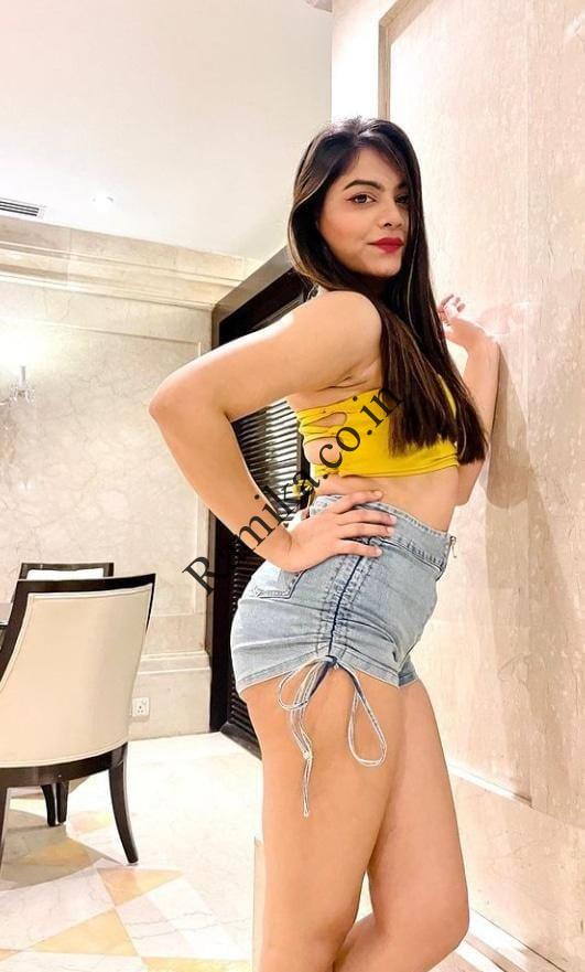 khushi-indian-escort-in-new-delhi-8324000_original-1